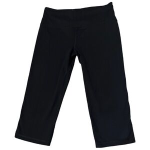 Victoria Secret Sport Black Crop Leggings Size M